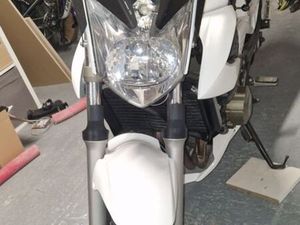 MOTO XJ6 TRÉS BON ÉTAT