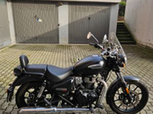 ROYAL ENFIELD METEOR 350 - STELLAR BLACK
