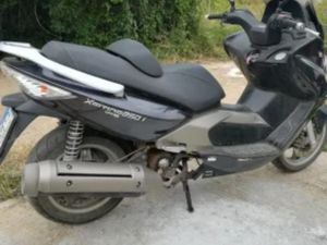 KYMCO XCITING 250