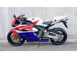 HONDA CBR 1000 RR FIREBLADE