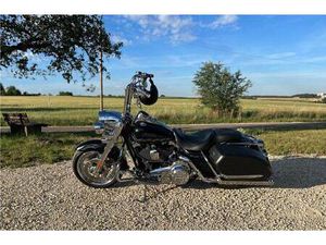 HARLEY DAVIDSON CVO ROAD KING