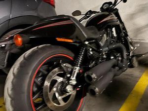 HARLEY DAVIDSON NIGHT ROD