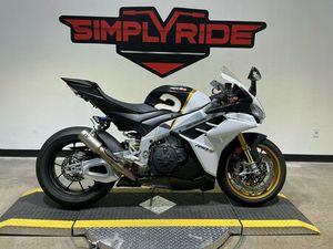 2024 APRILIA RSV4 FACTORY 1100