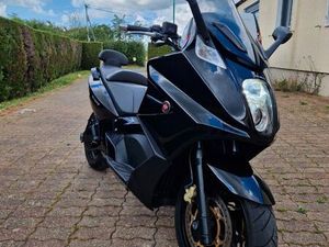 GILERA GP800 VEND OU ECHANGE