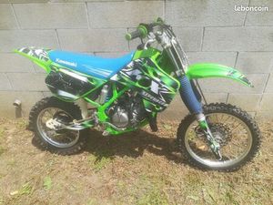 KAWASAKI KX 80 PETITES ROUES