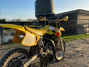 SUZUKI RM 125 1994 MOTEUR REFAIT PRÊTE À ROULER