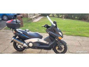 A SAISIR SUPERBE YAMAHA TMAX 500 ABS 13728 KMS