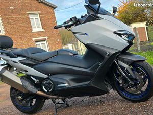 YAMAHA 560 TMAX 2020
