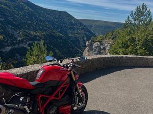 DUCATI 848 STREETFIGHTER