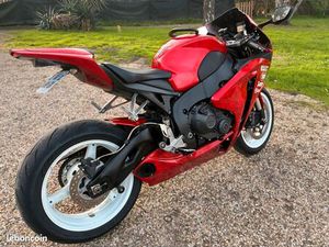 HONDA CBR1000RR FIREBLADE FULL