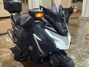 FORZA 300 2020 FULL ÉQUIPÉ