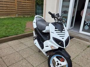 SCOOTER PEUGEOT SPEED FIGHT 2