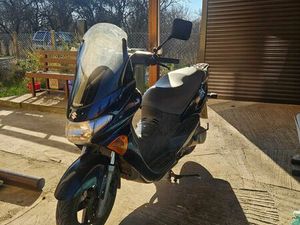 ПРОДАВАМ СКУТЕР SUZUKI EPICURO В ДОБРО СЪСТОЯНИЕ ГР. ДРАГОМАН