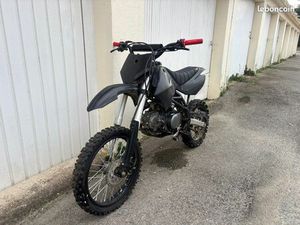 APOLLO RFZ 150 CC (DIRT)