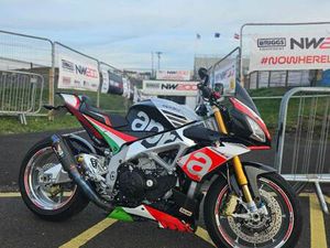 APRILIA, TUONO, 2015, 1077 (CC)