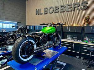 ② YAMAHA XVS 650 CUSTOM