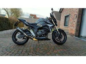 ② SUZUKI GSR 750 FREEGUN EDİTİON