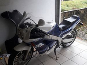 YAMAHA FZR 1000 GENESIS