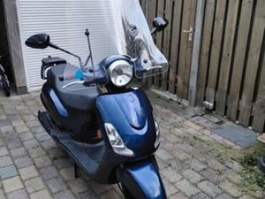 SYM FIDDLE II SCOOTER MET GEEL KENTEKEN — SCOOTERS | SYM — MARKTPLAATS
