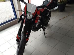 APRILIA SX 125 CCM ZU VERKAUFEN