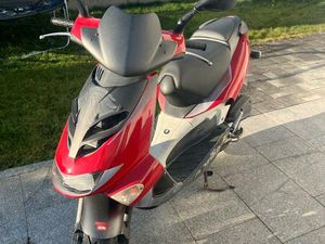 APRILIA SR 50 ROLLER PRO SPORT