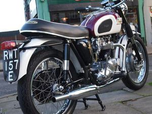 1967 TRIUMPH T120 650 BONNEVILLE CLASSIC VINTAGE ENGINEER RESTORED, YOU MUST SEE