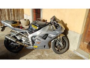 YAMAHA R1 2000 - ULTIMA A CARBURATORI