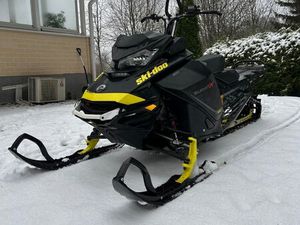 5547KM! / HELMI! / KYTKIN KIT!