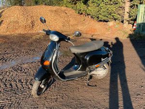 PIAGGIO VESPA ET2 SCHWARZ