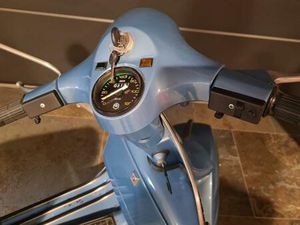 VESPA PX 200