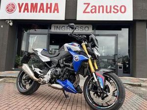 BMW F 900 R POCHI KM ALLESTIMENTO + MIVV