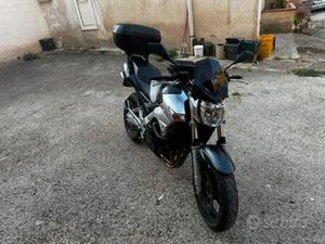 SUZUKI GSR 600