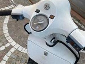 PIAGGIO VESPA 200 PX - 1982
