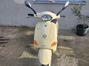 VESPA ET2 50