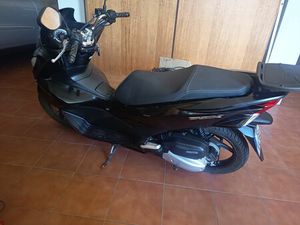 HONDA PCX 125 CC 21500 QUILÓMETROS LOUREIRA