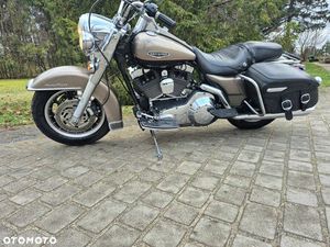 HARLEY-DAVIDSON TOURING ROAD KING