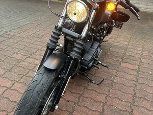 HARLEY-DAVIDSON SPORTSTER