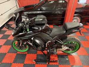 KAWASAKI Z1000SX STAN SALONOWY DODATKI KUFRY IDEALNY ZADBANY SERWIS BIELSK PODLASKI