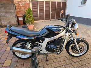 SUZUKI GS 500E