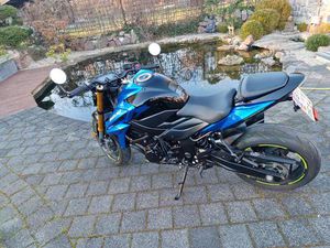 SUZUKI GSX-R SPORTMOTORRAD BLAU/SCHWARZ