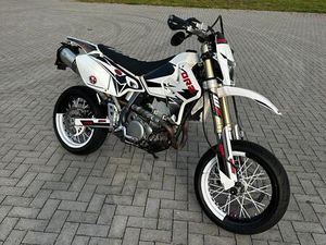 SUZUKI DRZ 400 SM SUPERMOTO A2