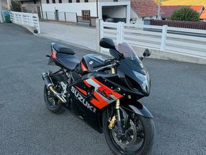 SUZUKI GSX-R 600 K4