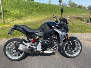 BMW F 900 R – SCHECKHEFTGEPFLEGT & UNFALLFREI