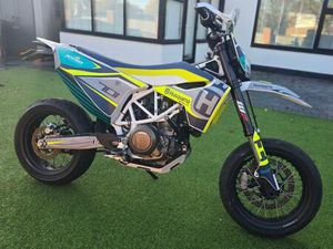 HUSQVARNA 701 SUPERMOTO EURO 4 693 CC