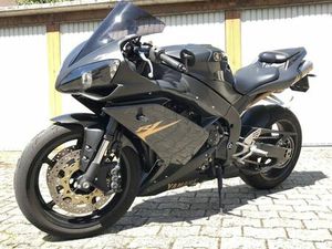 YAMAHA YZF-R1! TOP ZUSTAND!