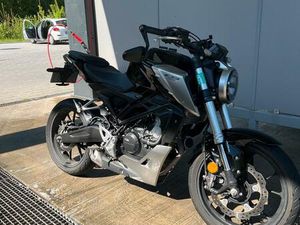 HONDA CB 125 R - BJ 2020