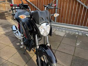 MOTORRAD HONDA CB125 F
