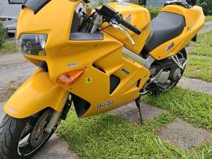 HONDA VFR 800