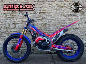 BETA EVO 250 CC FACTORY TRIALS BIKE, 2025 MODEL, ROAD REGISTERED, NEVER RIDDEN