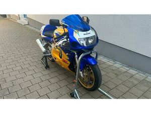 SUZUKI GSXR 600 SRAD CORONA ALSTARE - TOP ZUSTAND